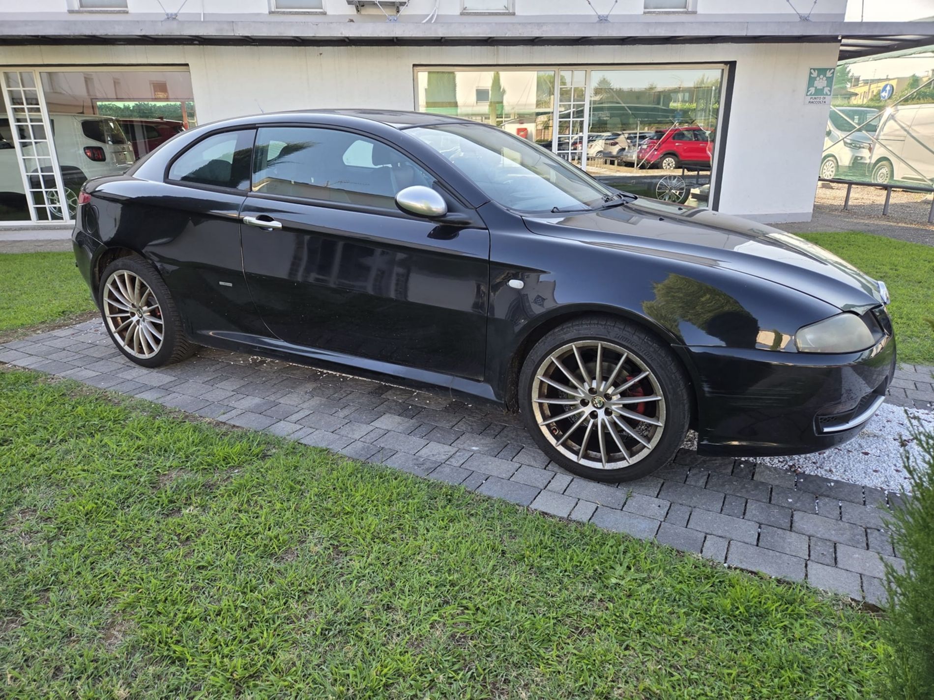 RISERVATA A COMMERCIANTI D’AUTO - Gallotti Auto